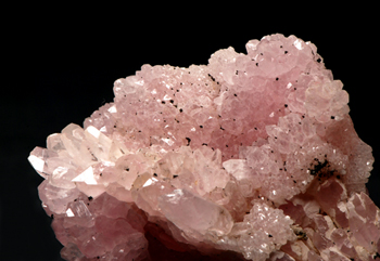 Quartz (var. rose Quartz) - Galil�ia, Doce valley, Minas Gerais, Brazil